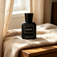 Flacon de parfum carré noir mat 30/50/100 ml, flacon de parfum vide en verre, flacon vaporisateur, étiquette dorée personnalisée, emballage de luxe en boîte cadeau