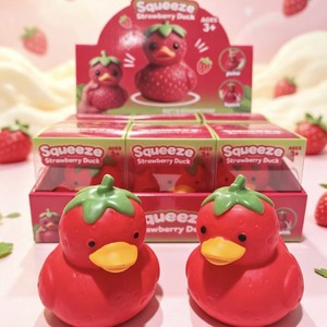 Jouet à presser en forme de canard fraise en matériau TPR, jouet anti-stress à rebond lent en forme de canard fraise - Product Image 1