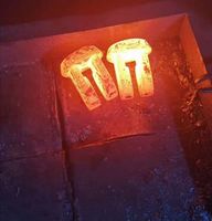 45 #   Support de fixation en acier au carbone forgé à chaud de type U à double oreille, usiné CNC, base de montage mécanique à étrier