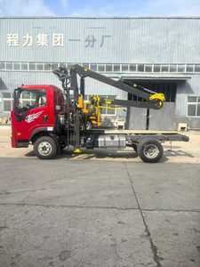 1suzu 4X2 6-10tons Cargo Tipper Truck Monte avec <span class=keywords><strong>grue</strong></span> à fusée et pince à bois - Product Image 2