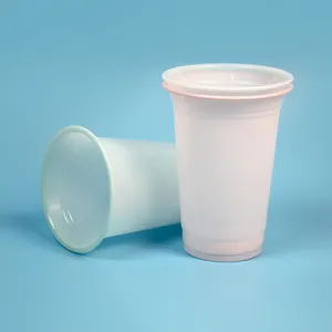 Рождественская пластиковая чашка для изменения цвета при холодной температуре