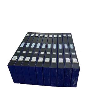 بطارية ليثيوم Akku منشورية طويلة العمر 4 Pack v Lifepo4 190ah - Product Image 2