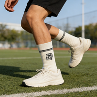 Chaussettes de sport brodées en gros avec logo personnalisé pour adultes, confortables et décontractées en coton