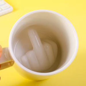 Engraçado meio dedo copos e canecas cerâmicas para café chá leite até o seu café caneca - Product Image 2