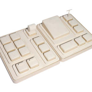 木製ジュエリーディスプレイセット、指輪ディスプレイ、小売店向けジュエリーディスプレイ（カスタムメイド） - Product Image 2