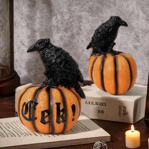 Nuevo Adorno de Calabaza y Cuervo Esculpido Artísticamente en Resina Epoxi para Halloween, Decoración Festiva para el Hogar, Artesanía de Exportación - Product Image 4