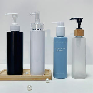 100ml 120ml 150ml 200ml 250ml Bouteilles en plastique cosmétiques à épaulement plat transparentes vides avec couvercle en or argenté <span class=keywords><strong>Bouteille</strong></span> de toner avec <span class=keywords><strong>bouchon</strong></span> - Product Image 4