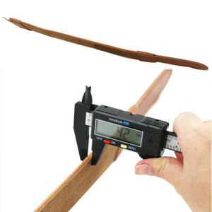 Paño de Afeitar de Cuero Vacuno Genuino de Doble Capa con Cinco Anillos Metálicos y Borde Especial para Afeitar - Product Image 1