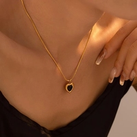 Juego de Joyería de Fábrica al por Mayor para Fiestas, Collar y Aretes de Acero de Titanio con Forma de Corazón Negro