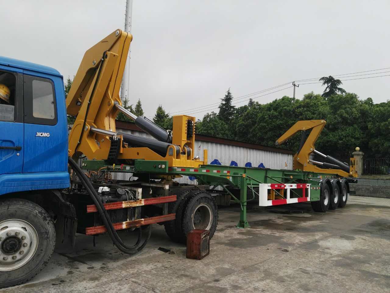 How to Choose the Best Side Loader Container Trailer: A Complete Buying ...