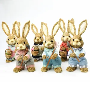 GY BSCI Easter Festival Bunny Decor Natural Rabbit Ornament Handmade Straw Rabbit Bike Decoration Factory