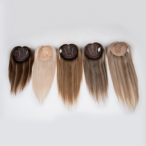Extensions de cheveux naturels européens Remy blonds personnalisés 5x3 pouces, ondulations profondes, avec frange, densité 130%, base en dentelle et PU, nouées à la main, à clipser - Product Image 2