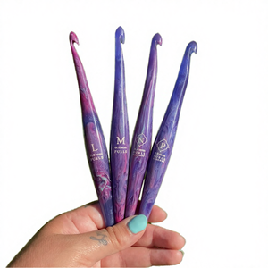 Ensemble de crochets en résine ergonomique avec style ange pour le fil à tricoter artisanal, poignée souple, Noël, Nouvel An - Product Image 4