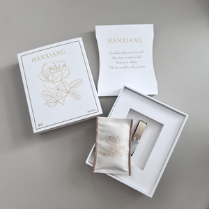 Sachet désodorisant personnalisé pour la maison et la voiture, parfum rose, aromathérapie, design Art Déco, forme carrée, crochet de suspension, décoration personnalisée - Product Image 4