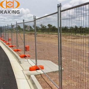 Clôture de sécurité temporaire en acier enduit de poudre, 8 pieds de haut, noire, mobile, à piquets, amovible, rétractable - Product Image 5