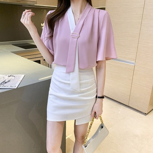 Damen Kurzarm-Bluse mit Kreuzmuster und Langem Ausschnitt aus Chiffon - Product Image 3