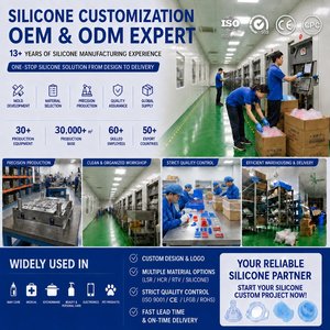 シリコン製飲料チラー 環境に優しい 柔軟な正方形 蓋付き ホームパーティー カクテル 冷たい飲み物 シリコン製製氷皿 - Product Image 5