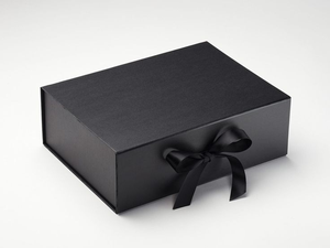 Free Sample Design Cardboard Folding Luxury White Magnetic <b>Gift</b> Paper <b>Box</b> Custom Logo Collapsible Packaging Boxes With Ribbon - Product Image 3