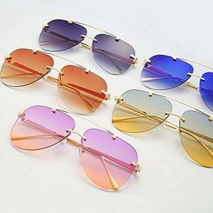 Gafas de Sol de Aviador Ovaladas con Logotipo Personalizado 2025, Venta al Por Mayor de Fábrica, Económicas, Vintage, sin Montura, de Aleación, con Degradado, para Hombre y Mujer - Product Image 3