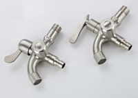 SUS304 Robinet à un trou Capteur sans contact Design moderne Finition brossée pour machines à laver Piscines à vadrouille à double usage domestique