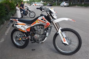 Nouveauté 2024 : Moto tout-terrain haute performance 1 cylindre 4 temps pour adultes - Product Image 4