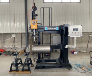 Port <span class=keywords><strong>d</strong></span>'entrée de sortie de tuyau de réservoir de cylindre de soudage automatique - Product Image 3