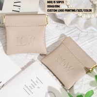 Prix d'usine Sac pochette en cuir PU personnalisé imprimé de logo Mini pochette de maquillage pour lunettes de soleil rouge à lèvres