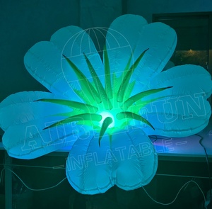 Iluminación LED Etapa gigante Flor de lirio inflable decorativa para colgar en el techo - Product Image 1