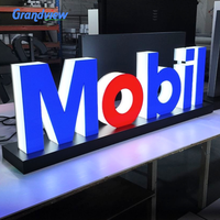 Lettres 3D en relief avec enseigne LED personnalisée, effets lumineux, signalétique professionnelle pour la publicité, enseigne commerciale extérieure