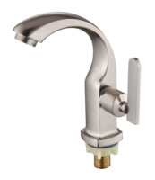 Robinet de lavabo monotrou en alliage de zinc chromé abordable, robinet colonne chromé de haute qualité pour le marché africain