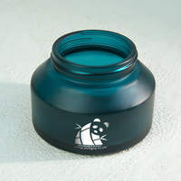 Pot en verre crème mat vert sarcelle à épaule oblique avec couvercle en bois massif pour emballage de soins de la peau en marque blanche OEM