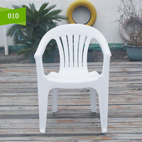 Chaise de jardin en plastique d'extérieur bon marché en gros, portable, imperméable, personnalisée