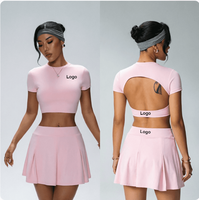 Ensemble de jupe de tennis 2 pièces pour femmes, haut court à manches courtes rose, jupe mini plissée taille haute, tenue de sport pour le golf et le yoga