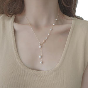 Collar Ajustable de Oro de 14K con Perla de Agua Dulce y Baño de Cobre, Diseño Exquisito de Cadena de Clavícula de Hada, Jardín Secreto - Product Image 5