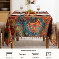 Nappe Bohème Imperméable avec Pompons, Motif Géométrique, Housse de Table Carrée Anti-Taches pour Événements et Pique-niques en Extérieur