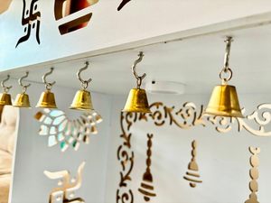 Mandir in Legno Personalizzato per <span class=keywords><strong>Casa</strong></span> con Ampio Ripiano e Luce Integrata, Mandir Bianco - Product Image 3