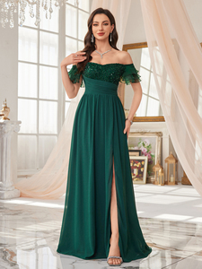 Robe de soirée formelle en mousseline de soie pour femmes, couleur verte, épaules dénudées, paillettes, perles, volants, manches à 3 couches, ceinture à la taille, fente latérale plissée - Product Image 3