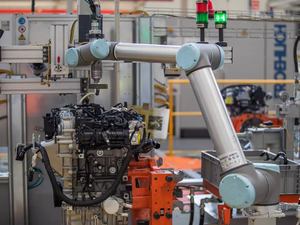 Cobot industriel compact bibo à 6 axes UR3e avec une capacité de 3 kg et une rotation infinie pour l'entretien des machines - Product Image 6