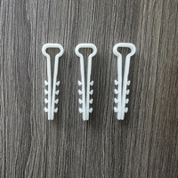 Serre-câbles en nylon à barbelures en forme de U et de T, clips en plastique pour câbles, boucles de fixation épaissies pour câbles de chauffage au sol, en stock