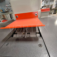 Scie à refendre horizontale Vortek MJ163A pour le travail du bois avec moteur, lame simple, conception en ligne droite, 380V, largeur maximale 500mm