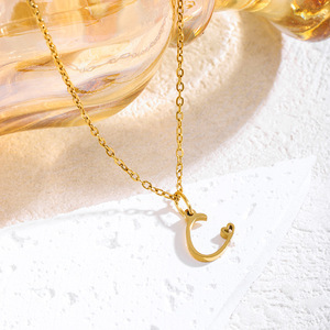 Collier minimaliste à chaîne à maillons, 26 lettres majuscules, collier ras du cou en acier inoxydable, pendentif en forme de cœur, lettre de l'alphabet, initiale pour femmes - Product Image 6