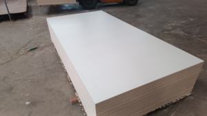 Pannelli di <span class=keywords><strong>Compensato</strong></span> Melaminico Laminato da 15 16 18 <span class=keywords><strong>mm</strong></span> all'Ingrosso per Strutture di Armadi, Guardaroba e Mobili da Cucina - Product Image 2