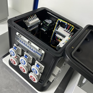 Nhà Cung Cấp Vàng Trung Quốc Thiết Kế Nhỏ Gọn Có Thể Xếp Chồng Lên Nhau Theo Yêu Cầu Bảng Phân Phối Điện Hộp Nhện 3 Pha 100 Amp - Product Image 3