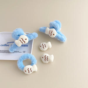Nouveau créatif en peluche poisson sur le thème <span class=keywords><strong>cheveux</strong></span> accessoires élastiques pour queue de cheval pinces à griffes Snap Barrettes pour enfants filles maquillage décor - Product Image 3