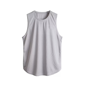 Camiseta sin mangas de algodón de alta calidad para hombre con cuello acanalado y silueta deportiva para gimnasio, correr y yoga. - Product Image 1