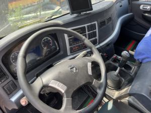 Grúa sobre Camión Usada de 80t, Económica, con Estabilizadores Tipo Mariposa y Motor Weichai - Product Image 6