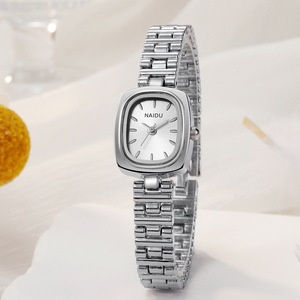 Nouvelle montre coréenne tendance, style pour femmes d'âge mûr, style féminin, best-seller, très demandée, très esthétique - Product Image 3