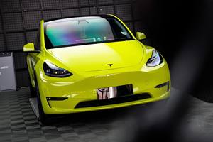 <span class=keywords><strong>Film</strong></span> Vinyle <span class=keywords><strong>de</strong></span> Covering Série Originale Couleur Jaune Saint <span class=keywords><strong>Paul</strong></span> pour Changement <span class=keywords><strong>de</strong></span> Couleur <span class=keywords><strong>de</strong></span> Voiture - Product Image 2