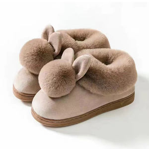 Fabrika toptan sıcak satış peluş keçe moda kürk kış terlik ayakkabı tavşan ev terlik - Product Image 5