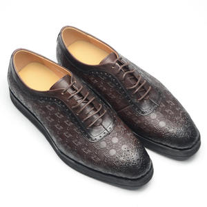 Hand-Carved Men's Wedding Party Round-<b>Toe</b> Leather Shoes of High Quality Featuring Gentlemanly Men's leather Dress Shoes&Oxfords - Product Image 1